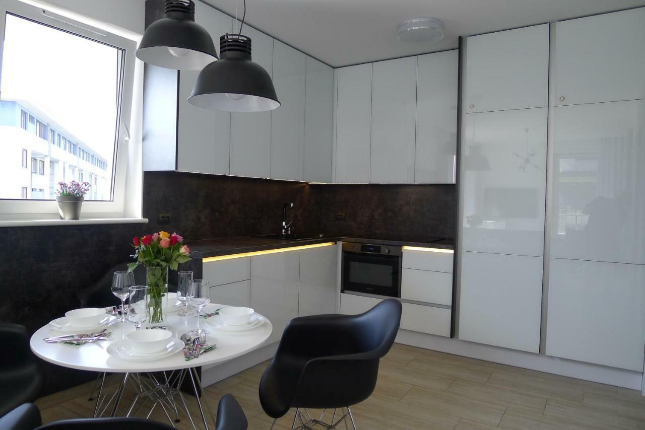Impresja 42 Apartament Z Garazem Kolobrzeg Exterior photo