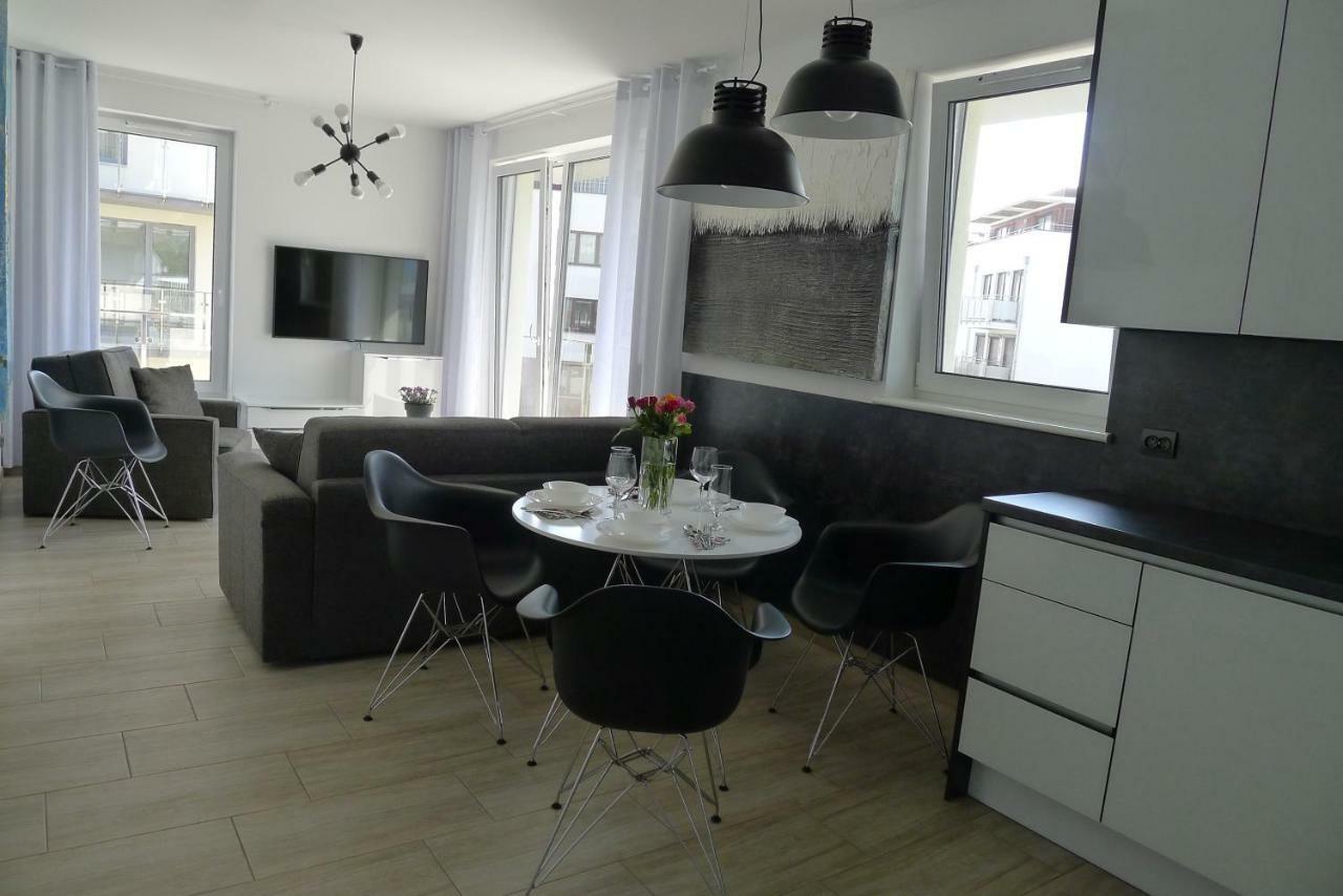 Impresja 42 Apartament Z Garazem Kolobrzeg Exterior photo