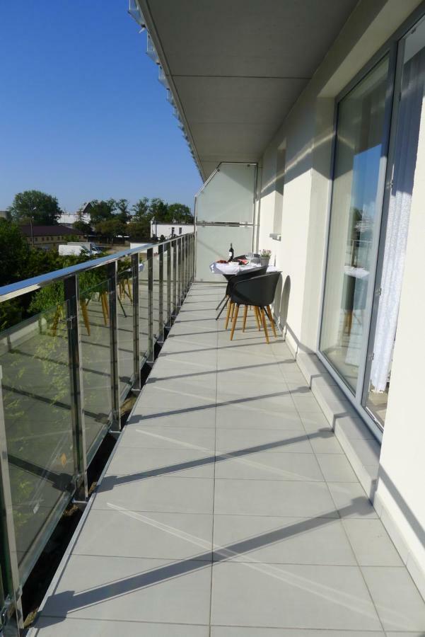 Impresja 42 Apartament Z Garazem Kolobrzeg Exterior photo